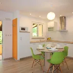 Pansiyon Homes In - Istrien 10143 Poreč