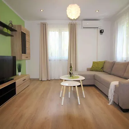 Homes In - Istrien 10143 Pansiyon Poreč
